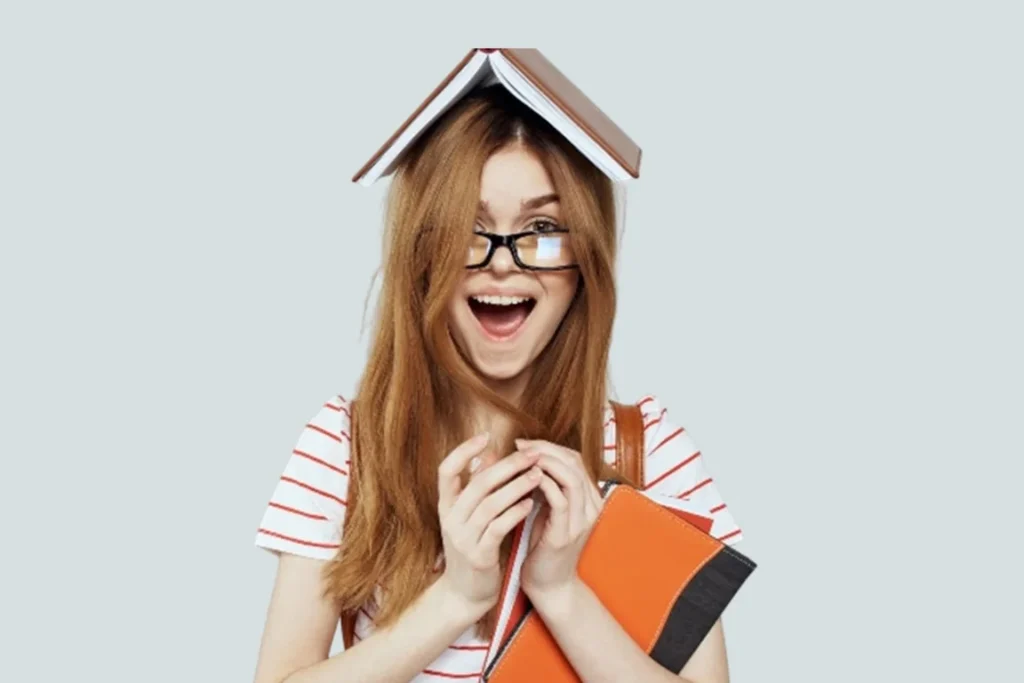 Banner-prezentare-Acasa_Your-Education-Shape_Your-Educational-Consultant.webp